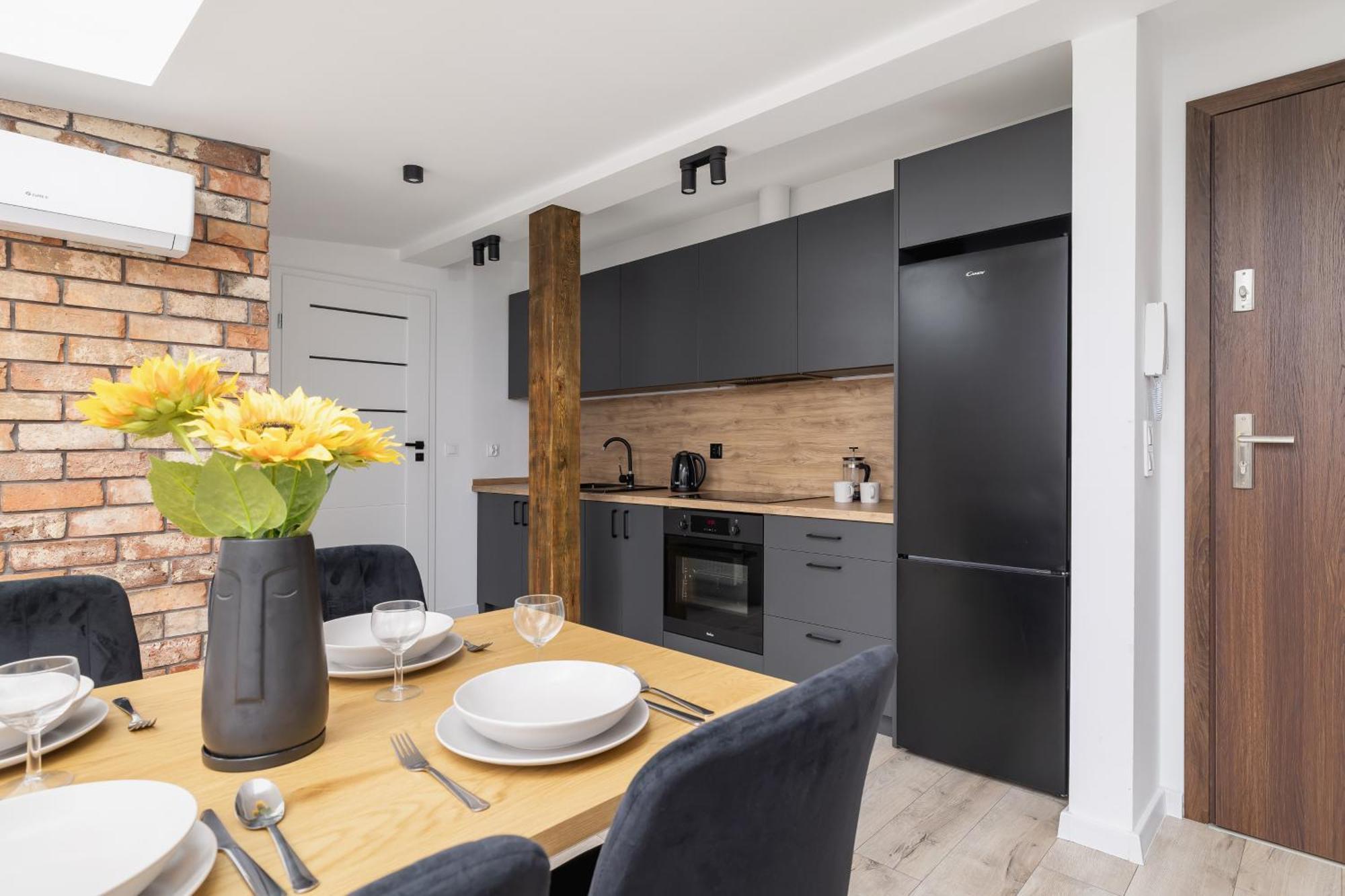 Cosy Apartments Kosciuszki Near The Main Train Station By Noclegi Renters كاتوفيتسه المظهر الخارجي الصورة