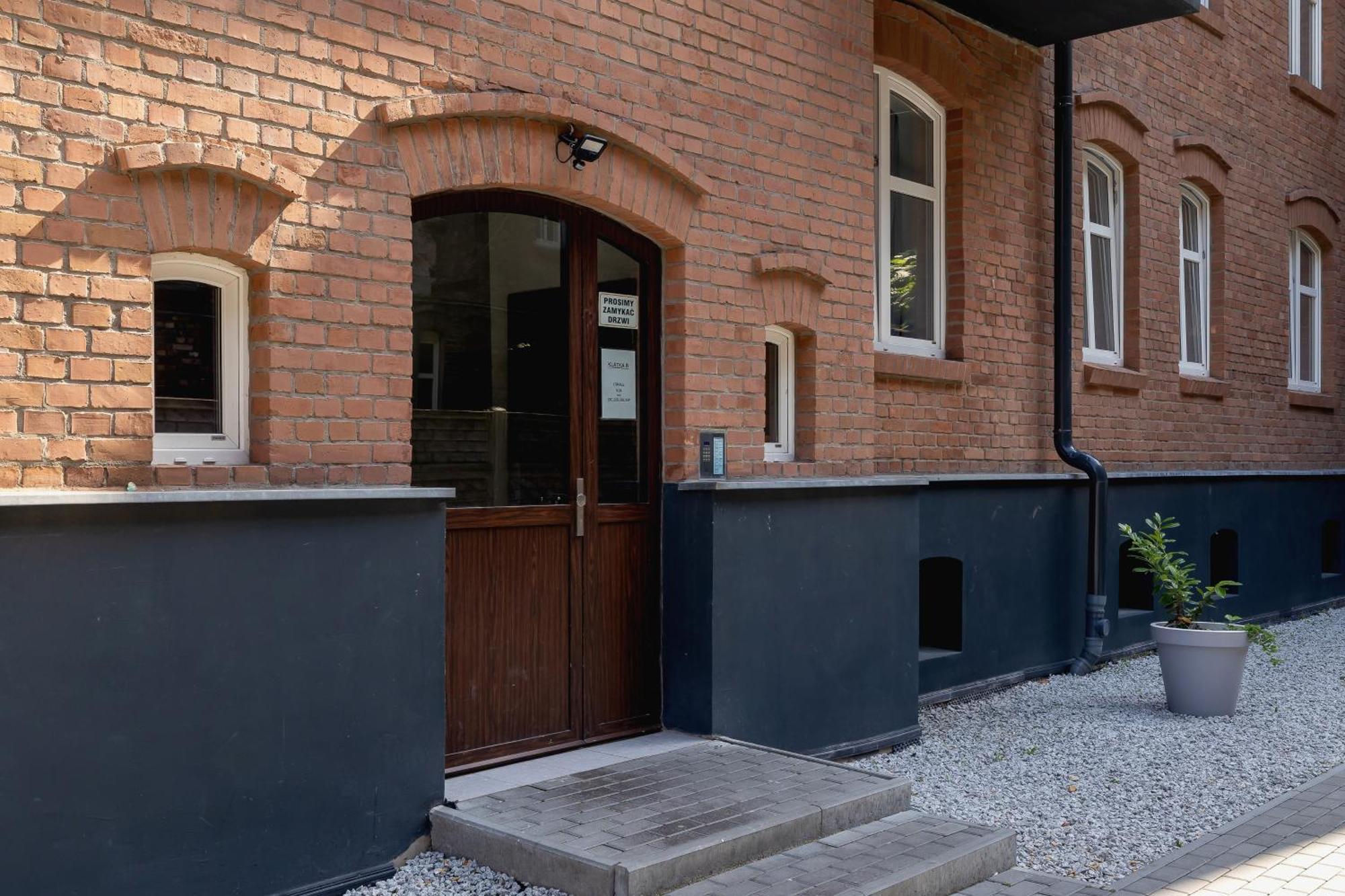 Cosy Apartments Kosciuszki Near The Main Train Station By Noclegi Renters كاتوفيتسه المظهر الخارجي الصورة
