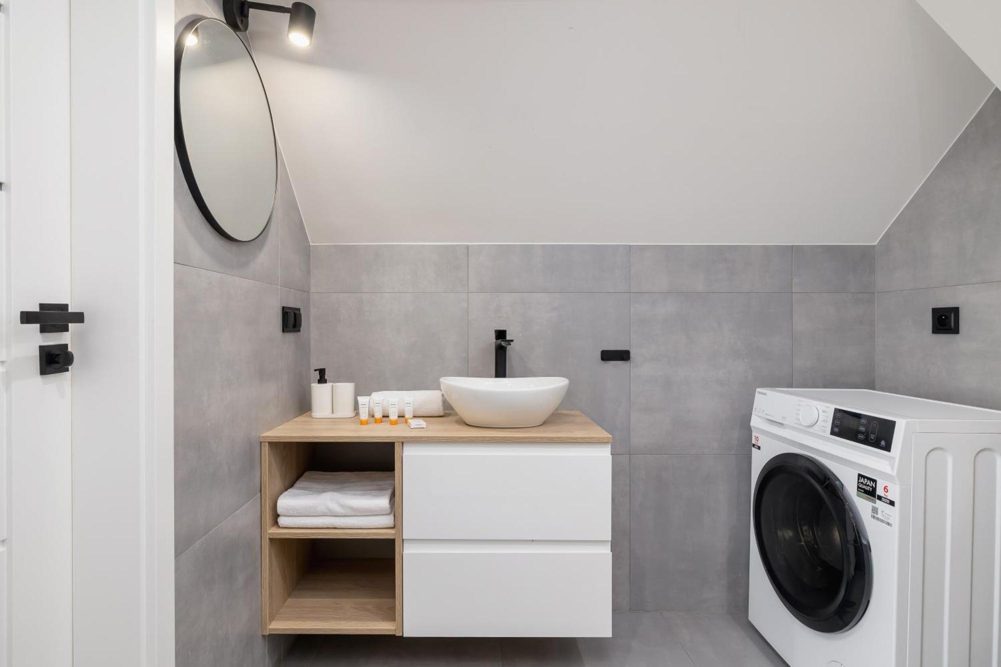 Cosy Apartments Kosciuszki Near The Main Train Station By Noclegi Renters كاتوفيتسه المظهر الخارجي الصورة